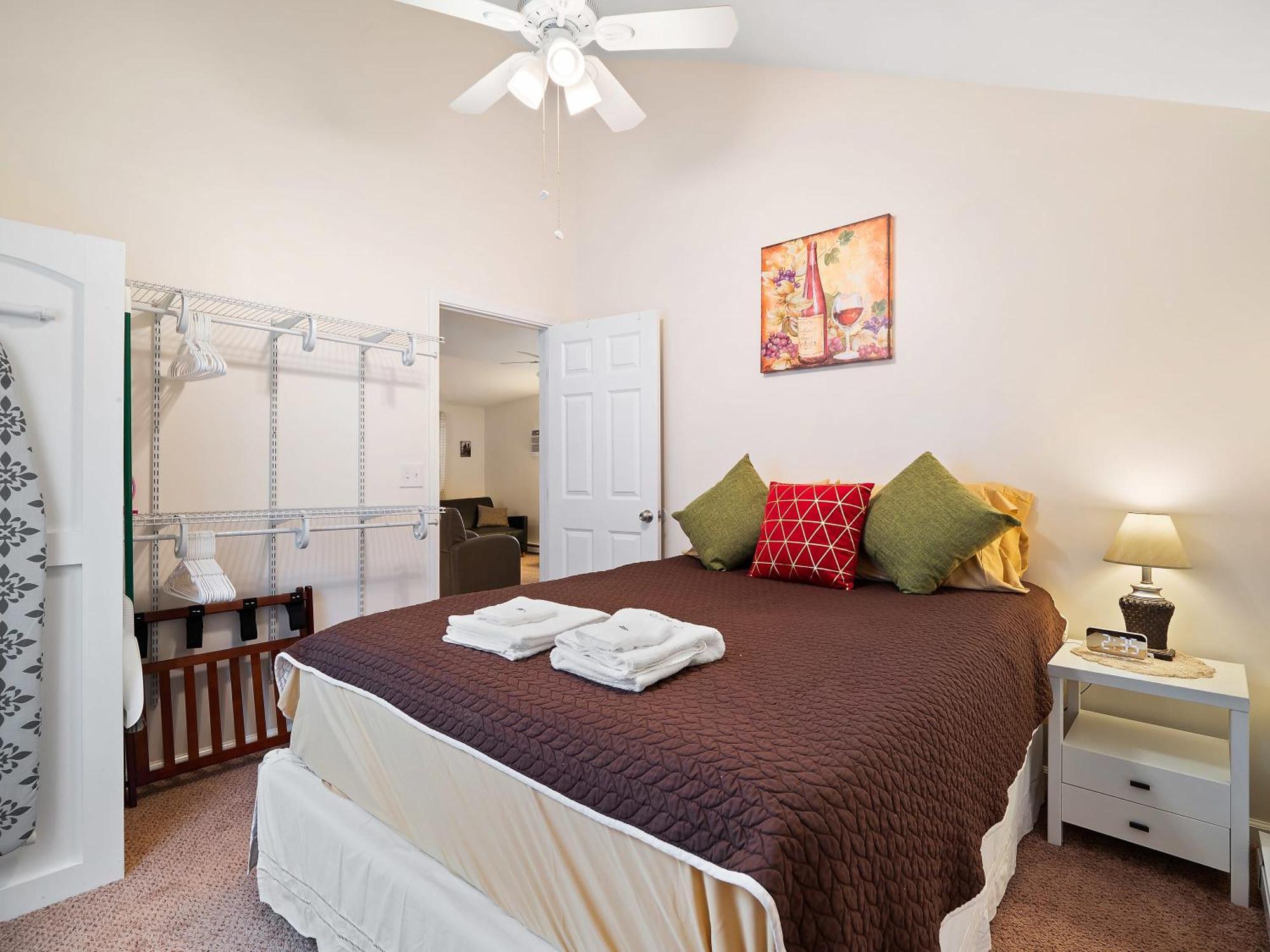 The Riesling Cottage - Gotl Strip - Cozy & Quaint Geneva Luaran gambar